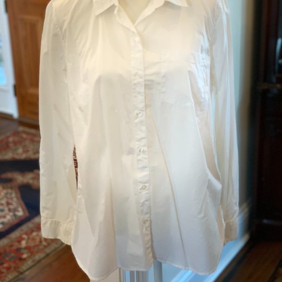 Old Navy white button up top - Picture 4 of 4